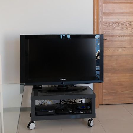Ferienwohnung Seaview Luxury Penthouse With Shared Swimming Pool Għajnsielem Exterior foto