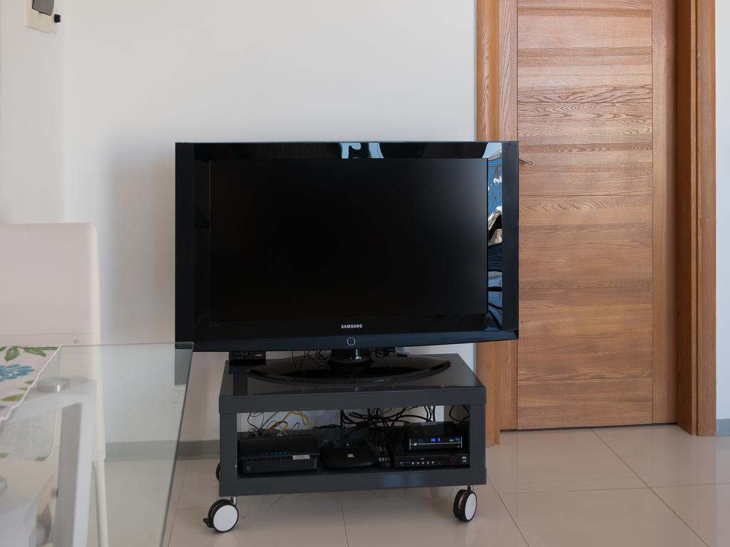 Ferienwohnung Seaview Luxury Penthouse With Shared Swimming Pool Għajnsielem Exterior foto