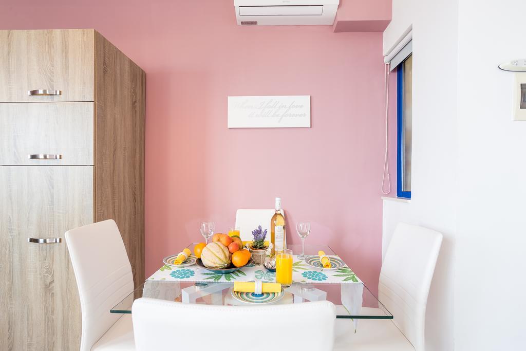 Ferienwohnung Seaview Luxury Penthouse With Shared Swimming Pool Għajnsielem Exterior foto