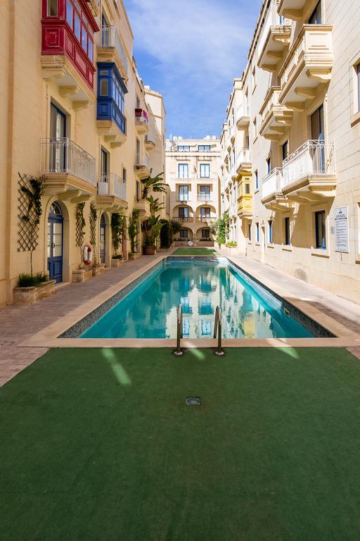 Ferienwohnung Seaview Luxury Penthouse With Shared Swimming Pool Għajnsielem Exterior foto